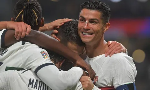 Ronaldo đổ máu trong thắng lợi hủy diệt của Bồ Đào Nha