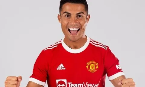 Phỏng vấn Ronaldo ra mắt Man Utd: Chìa khóa trở lại và lời cam kết