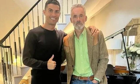 Ronaldo gặp nhà tâm lý học