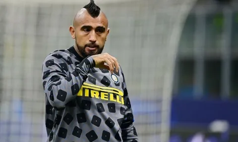 Ronaldo hay Messi? Arturo Vidal đã có câu trả lời