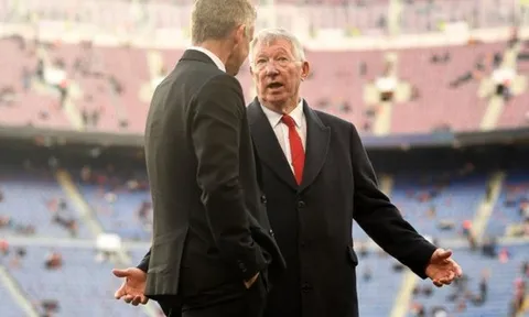 Ronaldo ngoảnh mặt và 6 lần Sir Alex phải tái xuất ở Man Utd