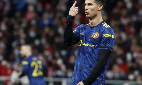 Ronaldo nổi giận với các đồng đội