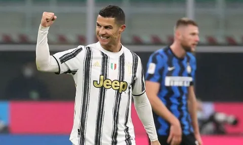 Ronaldo sẵn sàng định đoạt tương lai ở Juventus