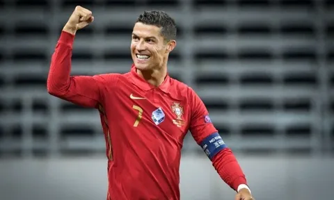 Ronaldo về Old Trafford, Man Utd hưởng lợi điều gì?