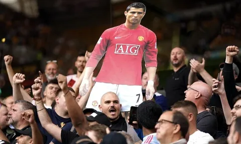 Lần đầu cho 2 tân binh, Ronaldo xuất hiện khi M.U thắng nhọc Wolves
