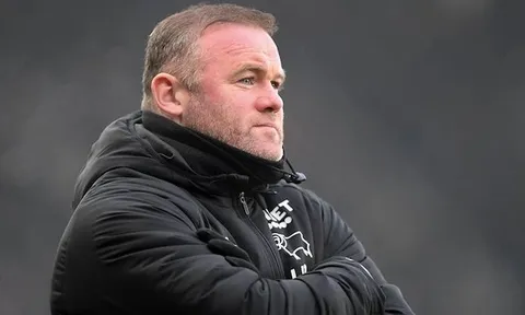 "Rooney có tỷ lệ thắng là 28% và đội của anh ta vừa thua 0-6"