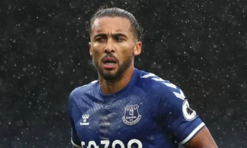 Rooney: "Calvert-Lewin hơn tiền đạo đó của Chelsea"