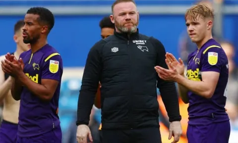 Rooney lên tiếng về tương lai sau khi Derby xuống hạng