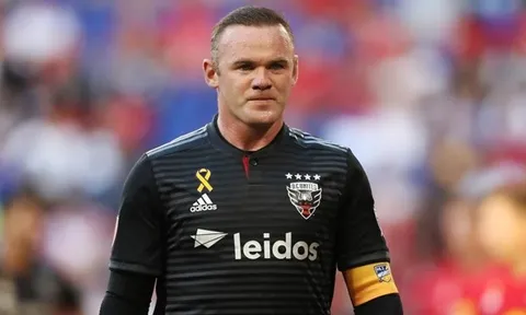 Rooney ngày càng xa "giấc mơ" Man Utd