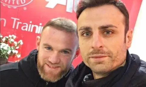 Rooney vùng vằng đòi rời M.U, cách Berbatov xử lý ít ai ngờ