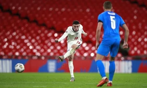 Roy Keane: "Bàn thắng của Foden khiến tôi nhớ đến Paul Scholes"