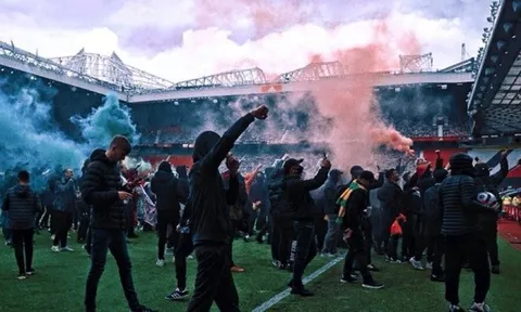'Vì đó là Liverpool, CĐV Man Utd mới làm thế'
