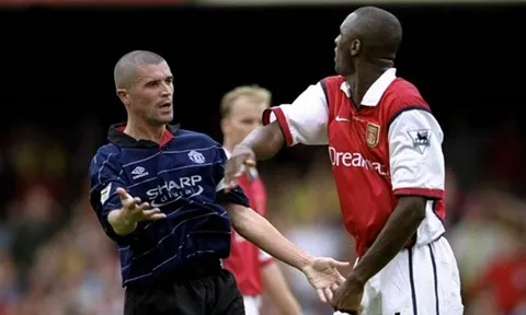 'Tôi xin chữ ký, Roy Keane bảo biến đi vì ông ta sắp chiến với Arsenal'