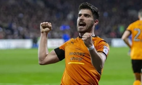 "Man Utd hãy mua cậu ấy, người phù hợp với mọi tiêu chí của họ"