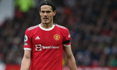 Rục rịch rời Man Utd, Cavani nhận lời chèo kéo từ xứ Samba