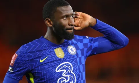 Sao Chelsea từ chối lời đề nghị của Man United