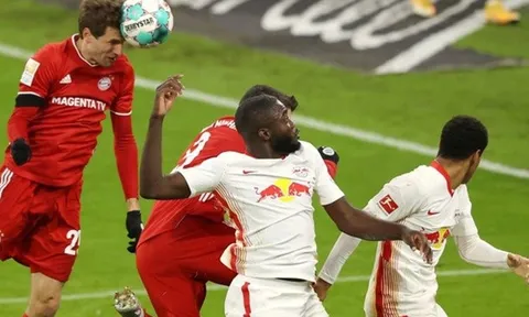 Rượt đuổi ngoạn mục, Bayern Munich chia điểm Leipzig quá kịch tính