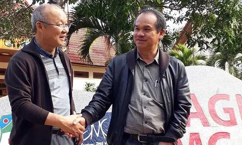 Bầu Đức: Thầy Park đưa ĐT Việt Nam vô địch ĐNA, đá cho Thái Lan "lên bờ xuống ruộng"