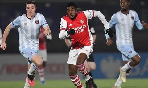 Arsenal chính thức chia tay cái tên thứ 11 ở phiên chợ Đông