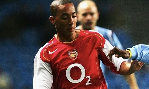 Những cầu thủ vô danh trong mùa giải bất bại của Arsenal
