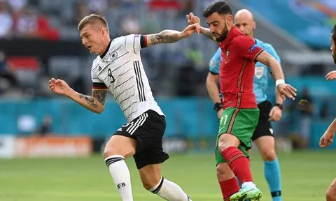 Mourinho: "Fernandes đang không thực sự chơi bóng"