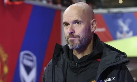 Ten Hag ra quân thất bại, Dalot chỉ ra điểm thiếu sót