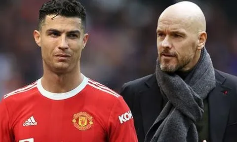 Cử chỉ của Ten Hag với Ronaldo hot trở lại sau khi Man Utd bổ nhiệm