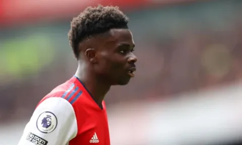 Bukayo Saka: "Tôi không thể tin được"