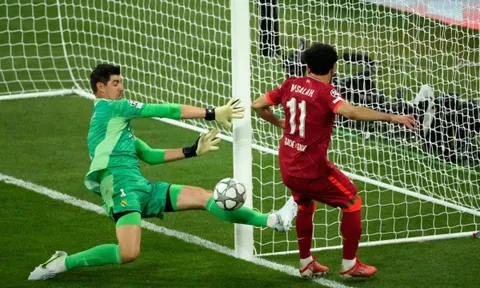 Salah: “Courtois đã có những pha cứu thua đáng kinh ngạc”
