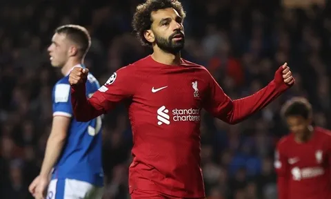 Salah phá kỷ lục Champions League