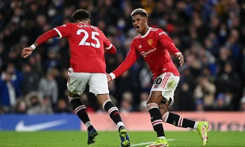 Ten Hag mang đến cậu học trò có thể giải quyết vấn đề của Sancho và Rashford