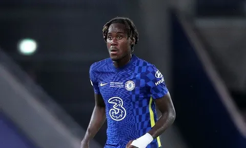 Sao Chelsea có bước đột phá nhờ sự chỉ dẫn của huyền thoại Makelele