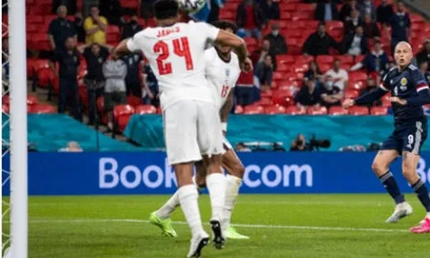 Sao Chelsea cứu thua trước vạch vôi, tuyển Anh thoát hiểm ở Wembley