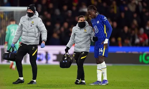 Sao Chelsea nén đau để ra sân trong trận đấu với Liverpool