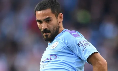 Sao Man City cho rằng đội bóng sa sút vì quá thành công