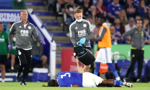 Sao Premier League gãy chân, nguy cơ nghỉ hết mùa