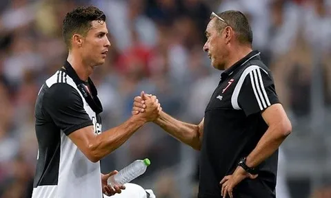 Sarri chỉ ra điểm khác biệt của Ronaldo ở Juventus