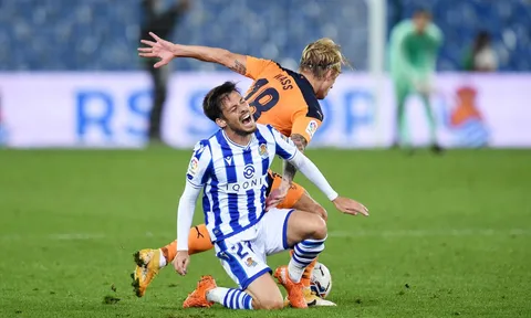 Ngự trị ngôi đầu La Liga, đội bóng của David Silva lập kỷ lục khó tin