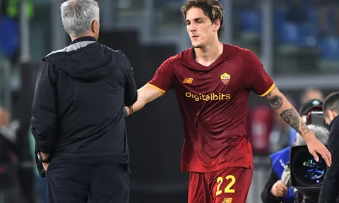Mourinho nhắm 3 tiền đạo thay Zaniolo