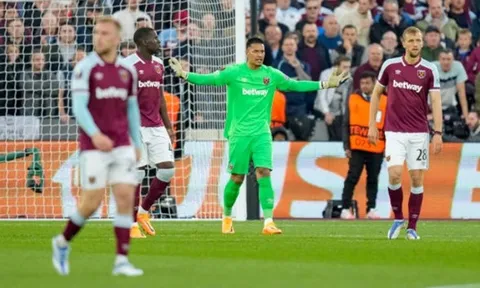 Sau Barca, đến lượt West Ham nếm mùi đau khổ với Frankfurt