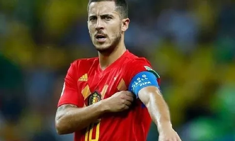 Sau tất cả, HLV Bỉ phải thừa nhận sự thật về Hazard