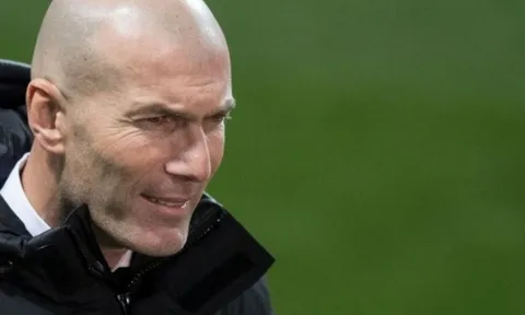 Sau tất cả, Zidane không đón Ronaldo trở về Madrid là có lý do