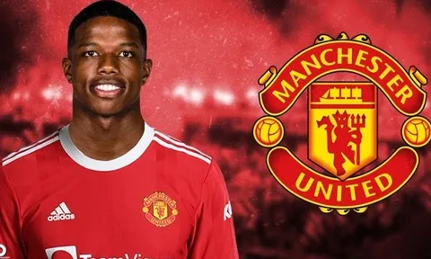 Sau Tyrell Malacia, M.U dồn toàn lực tranh giành mục tiêu của Arsenal