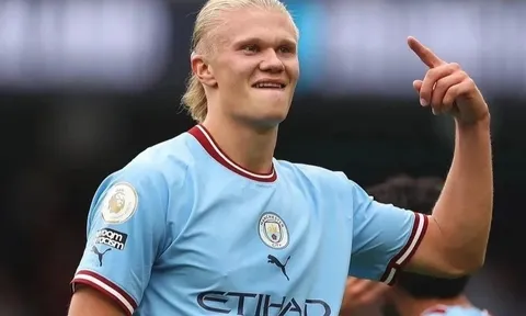 Schmeichel ví Haaland với Ronaldo và Ibrahimovic