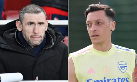 Martin Keown: "Cậu ấy cần rời khỏi Arsenal ngay lập tức"