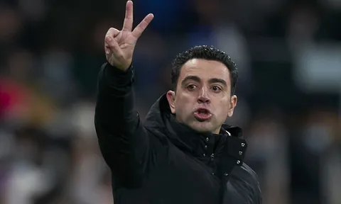 Barcelona trở thành 'ngư ông đắc lợi' trong cơn khủng hoảng của Chelsea