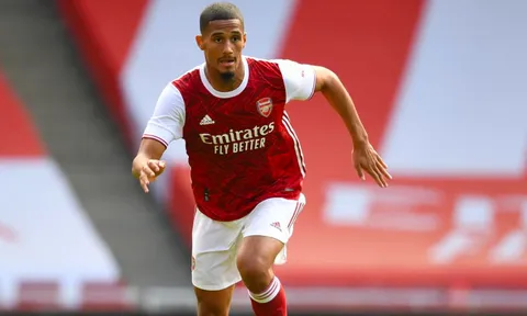 CĐV Arsenal: "Thật tức giận! Đừng lặp lại một sai lầm Gnabry khác"