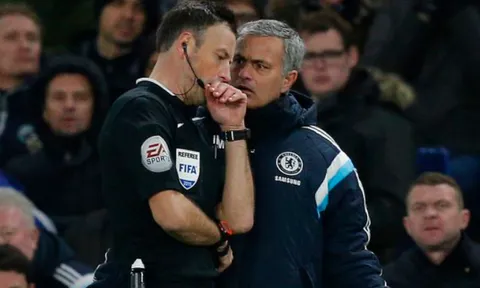 Bị sa thải, Jose Mourinho đổ lỗi cho... trọng tài