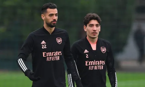 XONG! Trong cơn bĩ cực, Arsenal đón viện binh cực chất trở lại