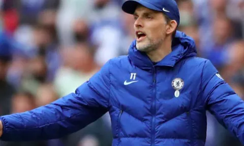 Tuchel nổi đóa: "2 lần bóng chạm tay, VAR không can thiệp"